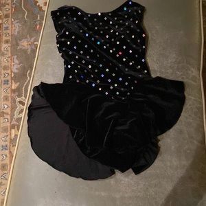 Black velvet with flowered sequence Petite Ladies ice skating outfit